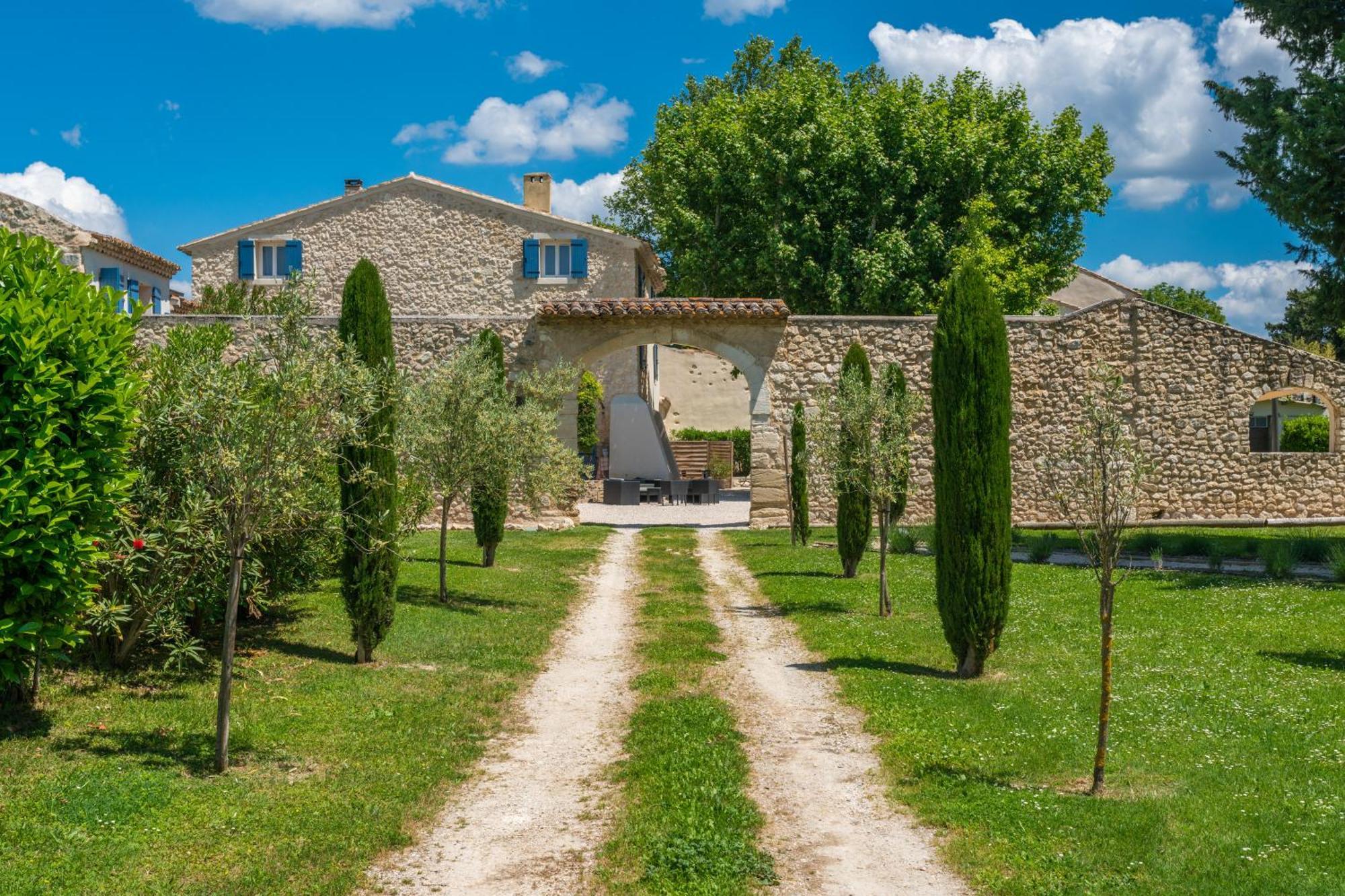 Le Mas De La Vincane Pernes-les-Fontaines Luaran gambar